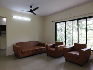 Living Room in 3 BHK Apartment at Shivom Neela CHS, Mulund West – for Rent