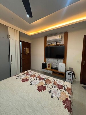 Bedroom in 3 BHK Builder Floor at Sector 10a – for Rent