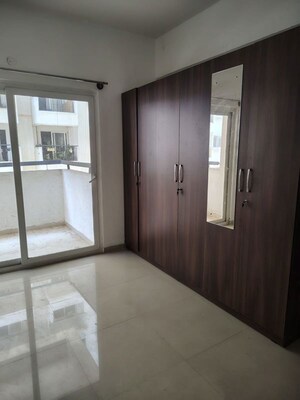 Room in 2 BHK Apartment at Alpine Pyramid, Sahakara Nagar – for Sale