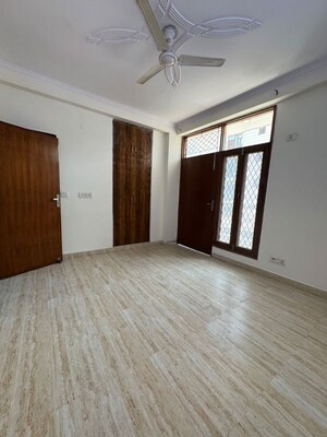 Room in 2 BHK Builder Floor at Chattarpur – for Rent