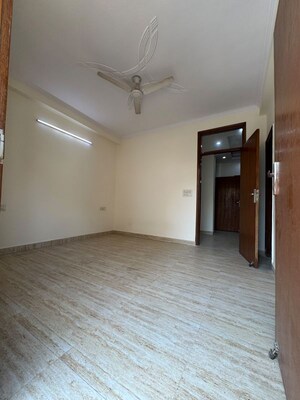 Room in 2 BHK Builder Floor at Chattarpur – for Rent