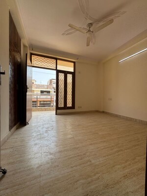 Room in 2 BHK Builder Floor at Chattarpur – for Rent