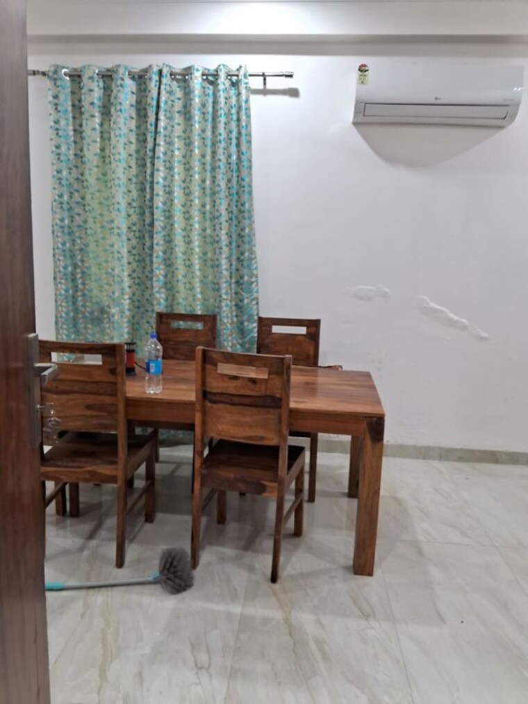 Living Room, anand niketan 3 Bedroom 400 Sq.Yd. Builder Floor In Anand Niketan Delhi 10486211