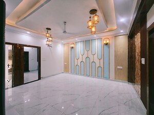 Bedroom in 3 BHK Builder Floor at Sector 74 – for Sale