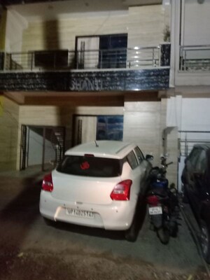 Parking in 5 BHK Independent House at Raj Nagar Extension – for Sale