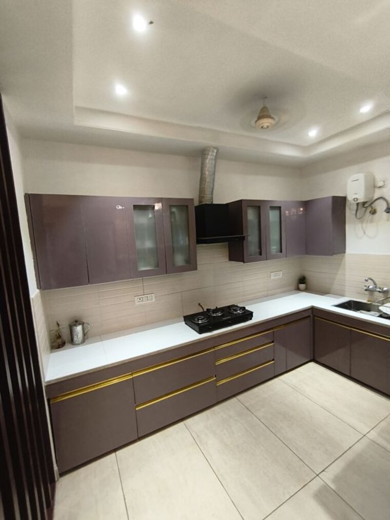 Kitchen, nk-sharma-savitry-greens-2 3 Bedroom 1640 Sq.Ft. Builder Floor In Ghazipur Zirakpur 10481877