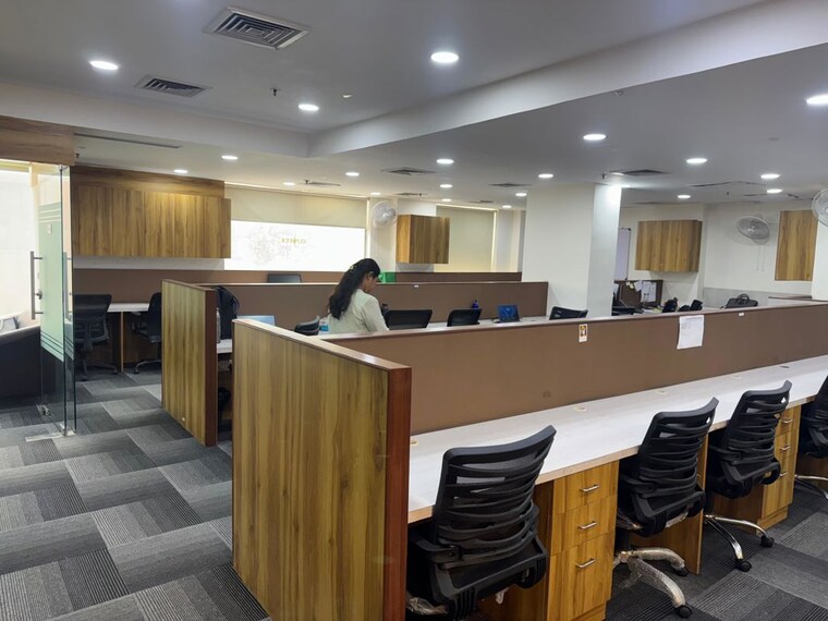 Team Area, pitampura Commercial Office Space 1500 Sq.Ft. In Pitampura Delhi 10486242