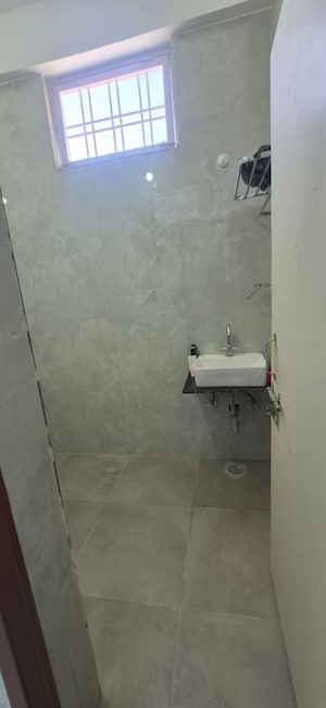 Bathroom in 2 BHK Builder Floor at Laxman Chowk – for Rent