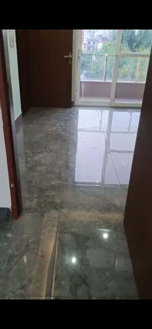 Bathroom in 2 BHK Builder Floor at Auram Floor, South City 2 – for Rent