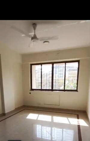 Room in 3 BHK Apartment at Blue Heaven Powai, Powai – for Rent