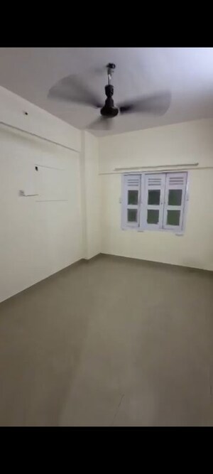 Room in 2 BHK Apartment at Palazzio CHS, Powai – for Rent