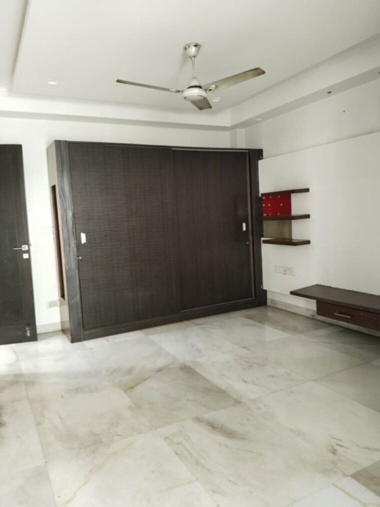 Room, malviya nagar 3 Bedroom 2500 Sq.Ft. Builder Floor In Malviya Nagar Delhi 10486285