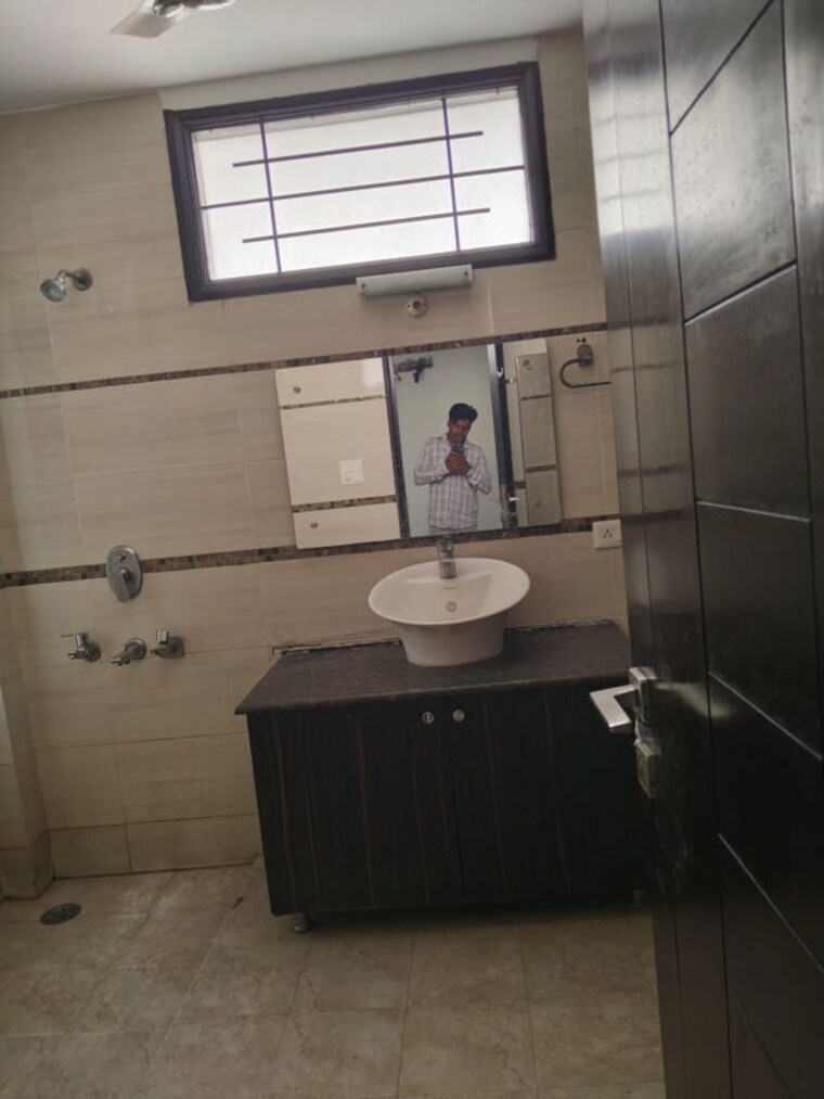 Kitchen, malviya nagar 3 Bedroom 2500 Sq.Ft. Builder Floor In Malviya Nagar Delhi 10486285