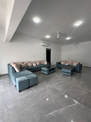 4 BHK Apartment For Rent in Naiknavare Eminence Saga, Viman Nagar