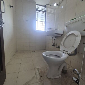 Bathroom in 3 BHK Apartment at Jawahar Nagar – for Rent