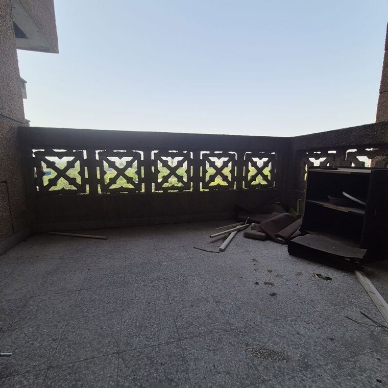  Parking, jawahar nagar 3 Bedroom 1800 Sq.Ft. Apartment In Jawahar Nagar Delhi 10486288