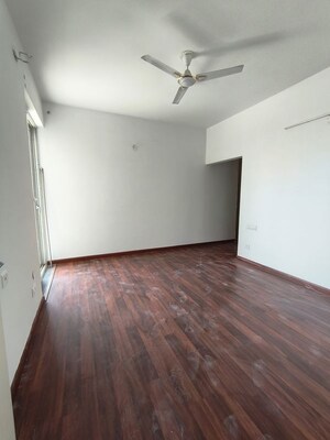 Room in 3 BHK Apartment at Sushma Grande Nxt, Lohgarh – for Rent