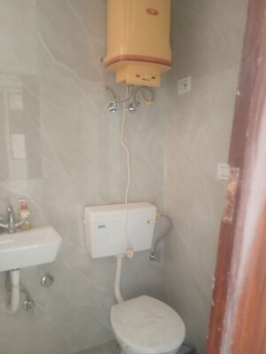 Bathroom in 3 BHK Apartment at Sector 12 Dwarka – for Rent