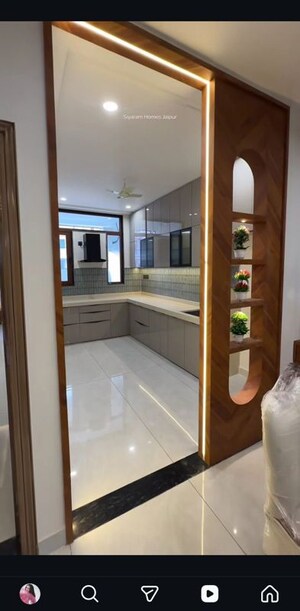 Room in 2 BHK Builder Floor at Chittaranjan Park – for Rent