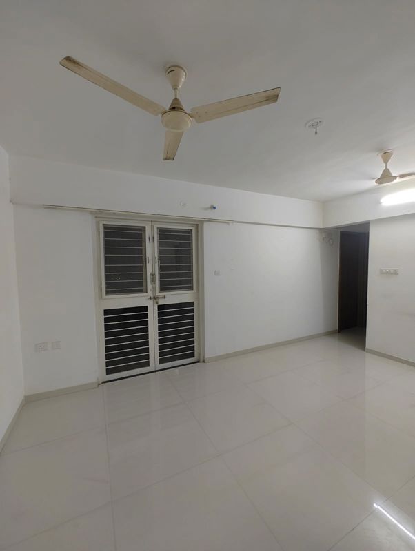 2 BHK + Pooja Room,Servant Room,Study Room,Extra Room 760 Sq.Ft. Apartment in Kohinoor Zen Estate