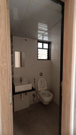 Bathroom in 2.5 BHK Apartment at Kohinoor Viva City, Dhanori – for Rent