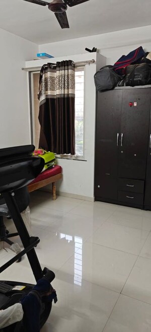 Furnished Amenities in 2 BHK Apartment at Majestique Manhattan Phase 2, Wagholi – for Rent