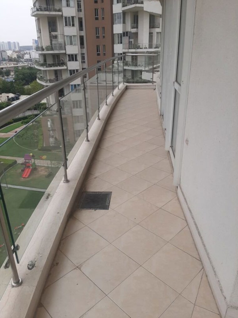 Balcony, pioneer-park-presidia 5 Bedroom 4530 Sq.Ft. Apartment In Sector 62 Gurgaon 10486417