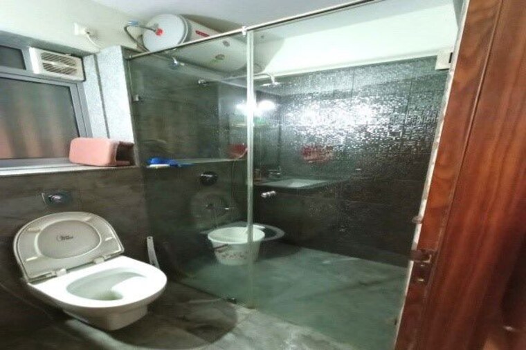 Bathroom, alcon-rethos-apartment 2 Bedroom 900 Sq.Ft. Apartment In Kharadi Pune 10485701