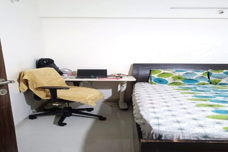 Master Bedroom, alcon-rethos-apartment 2 Bedroom 900 Sq.Ft. Apartment In Kharadi Pune 10485701
