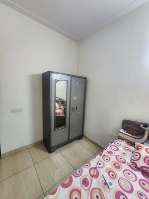 Room in 2 BHK Apartment at Gaur City 7th Avenue, Sector 4 Greater Noida – for Sale