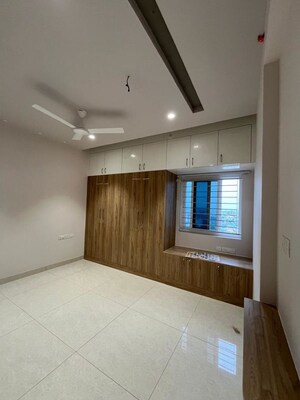Room in 3 BHK Apartment at Aparna Cyberscape, Nallagandla – for Rent