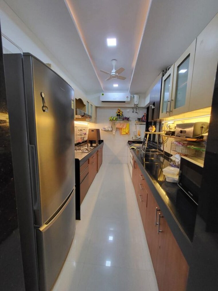 Kitchen, evershine-embassy 2.5 Bedroom 1000 Sq.Ft. Apartment In Andheri West Mumbai 10486474