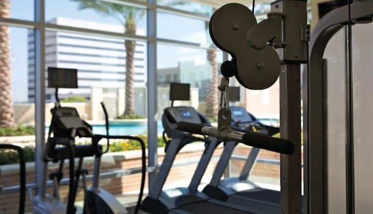 Gym, raheja-park-west 4 Bedroom 1732 Sq.Ft. Apartment In Santacruz West Mumbai 10486447