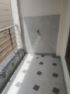 Furnished Amenities in 3 BHK Builder Floor at Sector 52 – for Rent