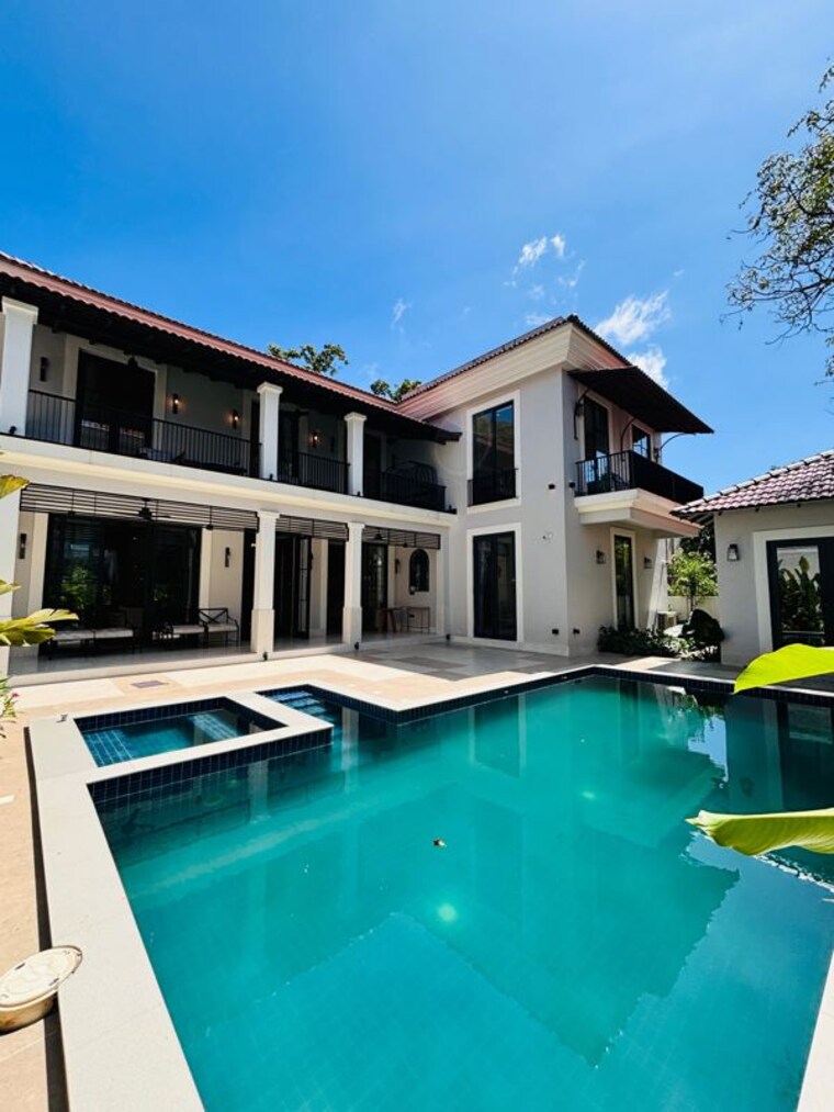 Swimming Pool, anjuna 5 Bedroom 500 Sq.Mt. Villa In Anjuna Goa 10486505