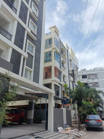 3 BHK + Servant Room,Extra Room 1600 Sq.Ft. Apartment in Anita Residency Madhapur