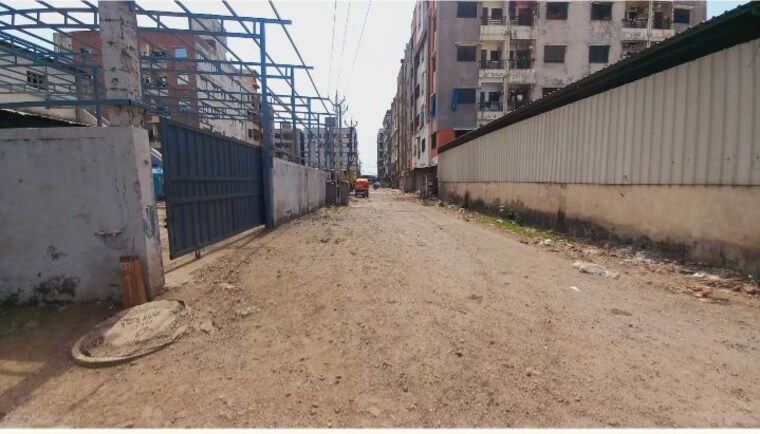 Exterior View, kamrej char rasta Commercial Industrial Plot 470 Sq.Yd. In Kamrej Char Rasta Surat 10486550