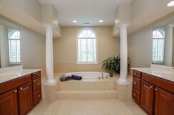 3 BHK + Pooja Room Builder Floor For Rent in Chanakyapuri