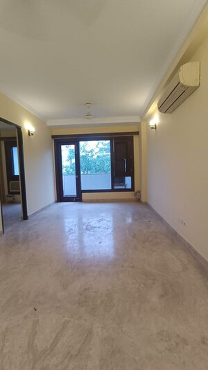 3 BHK Builder Floor For Rent in Chittaranjan Park