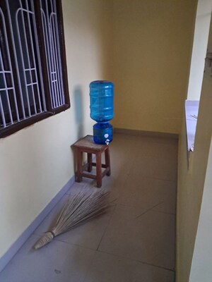 Furnished Amenities in 2 BHK Apartment at Lalpur Chowk – for Rent