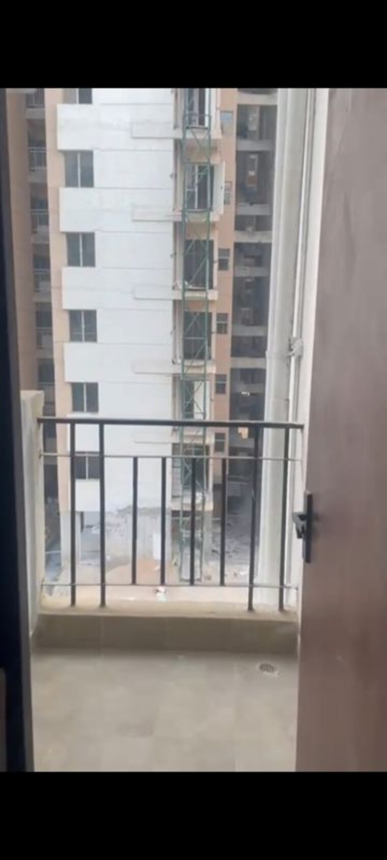 undefined, sector 37c 2.5 Bedroom 645 Sq.Ft. Apartment In Sector 37c Gurgaon 10486642