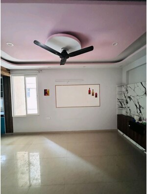 Furnished Amenities in 2 BHK Apartment at Shree Vardhman Green Court, Sector 90 – for Sale