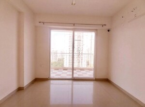 Room in 2 BHK Apartment at Shree Vardhman Green Court, Sector 90 – for Sale