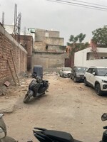 200 Sq.Yd. Plot in Laxman Vihar