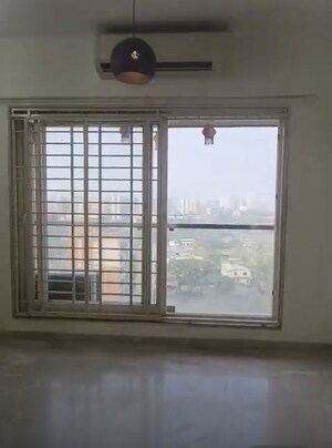 Room in 3 BHK Apartment at Bholenath Chembur Castle, Chembur – for Rent