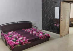 2 BHK Apartment For Rent in Sector 16 A