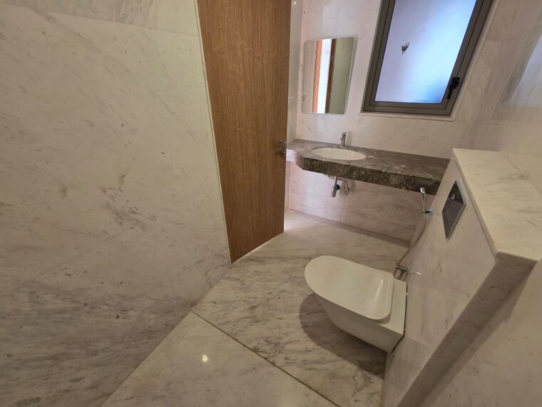 Bathroom, lodha-bellagio 3 Bedroom 1600 Sq.Ft. Apartment In Powai Mumbai 10486739