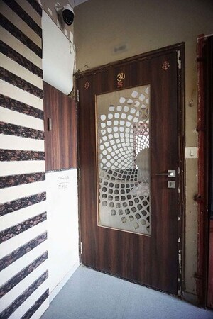 Bedroom in 2 BHK Apartment at Ellisbridge – for Sale