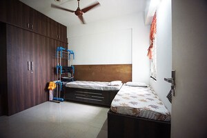 Bedroom in 2 BHK Apartment at Ellisbridge – for Sale