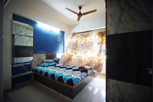 Bedroom in 2 BHK Apartment at Ellisbridge – for Sale